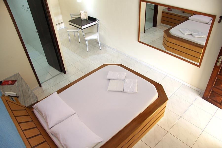 Motel Passport กวาราชินเกตา ภายนอก รูปภาพ